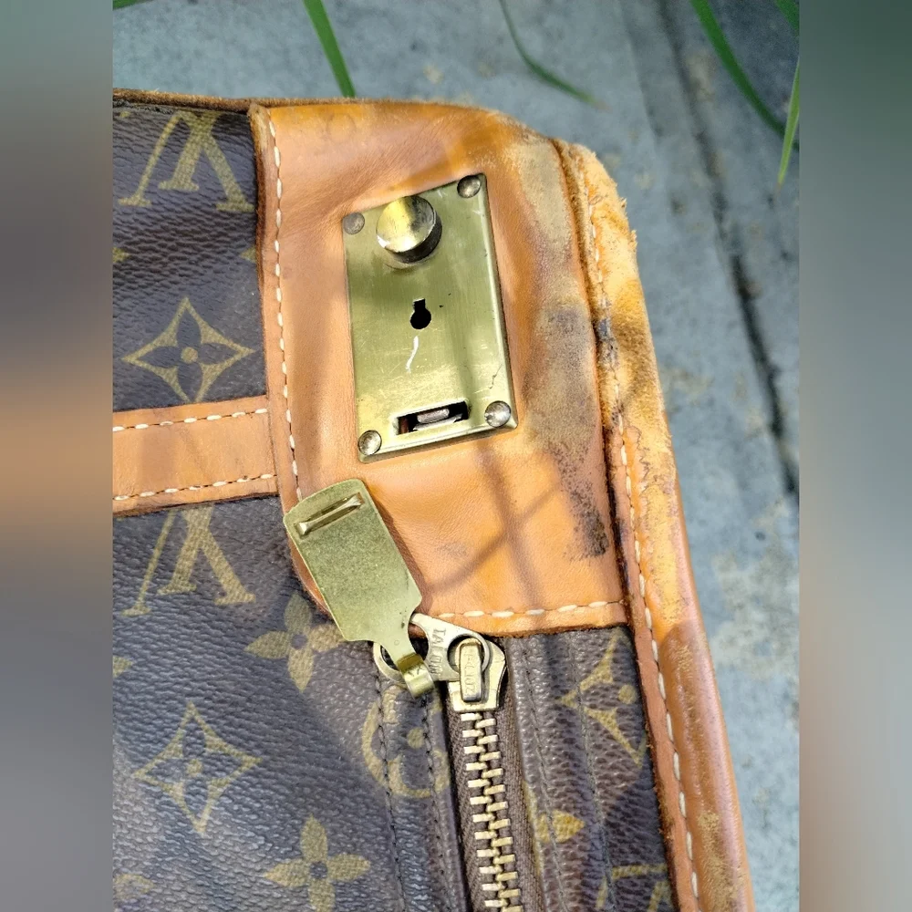 Louis Vuitton Saks Fifth Avenue Soft Sided Suitcase - Picture 12 of 17